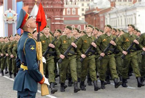 Военная служба и первый подвиг