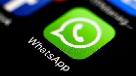 Для чего нужна возможность удаления сообщений в WhatsApp