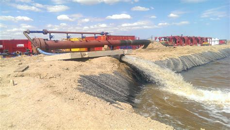 Заполнение реки водой