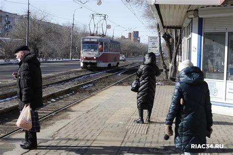 Значение ожидания общественного транспорта в сновидениях