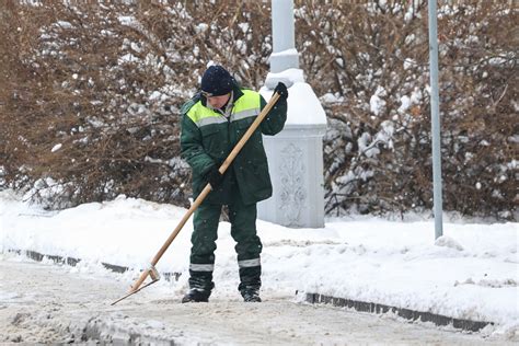 Значение очистки снега во сне в психологии