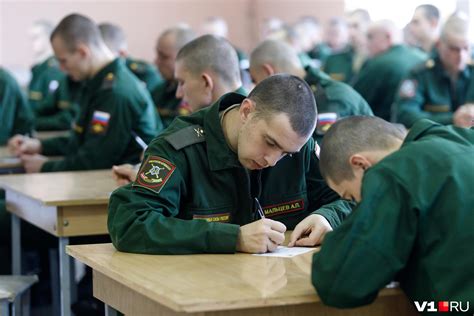 Значение сновидения о вступлении в военную службу в соннике