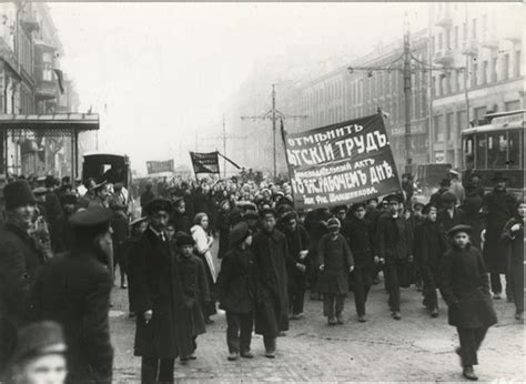 История введения восьмичасового рабочего дня