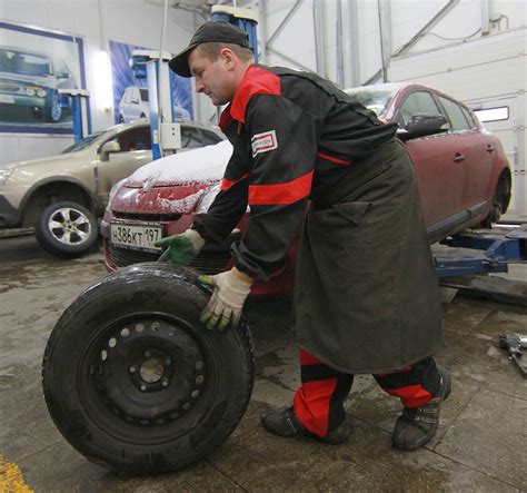 Когда и как менять резину автомобиля по правилам ГИБДД