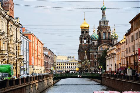 Лучшие места и достопримечательности на улице в Петербурге