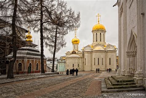 Основание и развитие Троице-Сергиевой Лавры