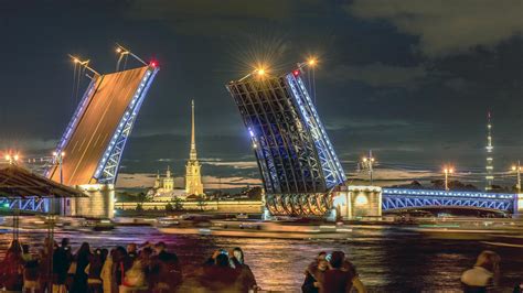 Полезные советы для туристов во время развода мостов в сентябре