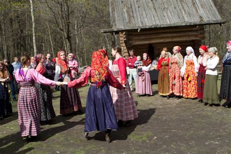 Праздник красной горки: происхождение и история