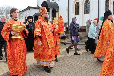 Праздник красной горки в разных регионах