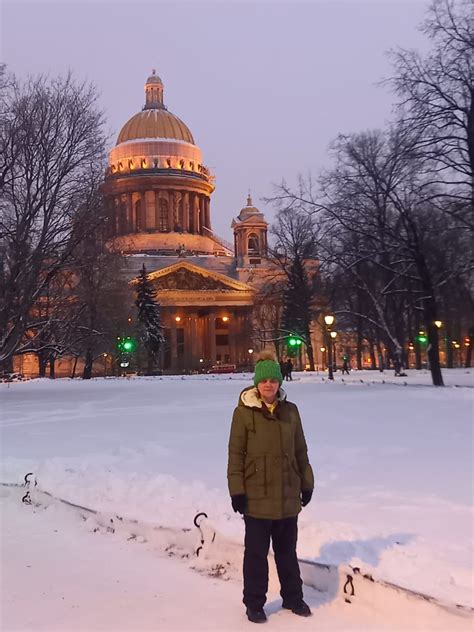 Прогуляться по Невскому проспекту