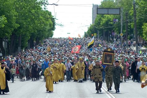 Различные осмысления снов с процессией крестного хода в разных культурах