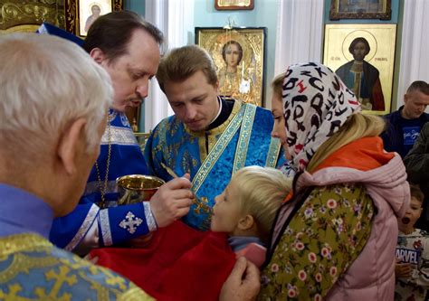 Смысл сна о первом причастии ребенка в храме