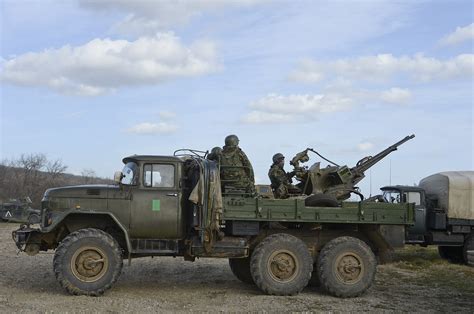 Сны с зенитной установкой и потребность в защите