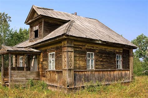 Старый дом в сновидении: отражение внутреннего состояния