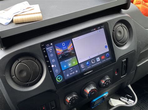 Установка магнитолы с поддержкой CarPlay или Android Auto