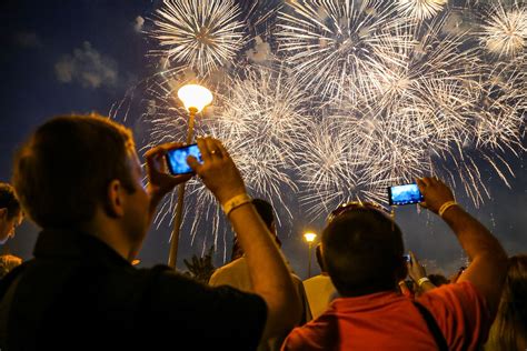  Сила и великолепие: значение пиротехнического шоу во сне 